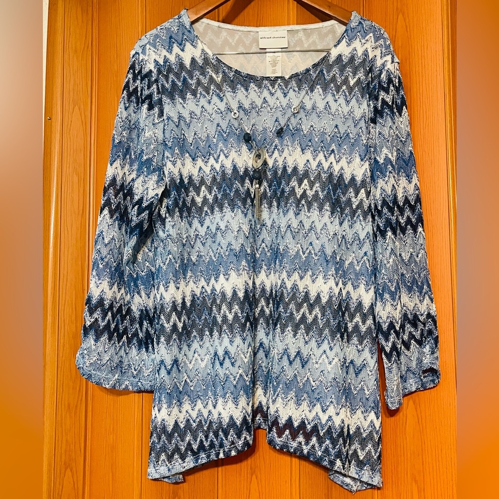 Alfred Dunner Navy and White Chevron Blouse